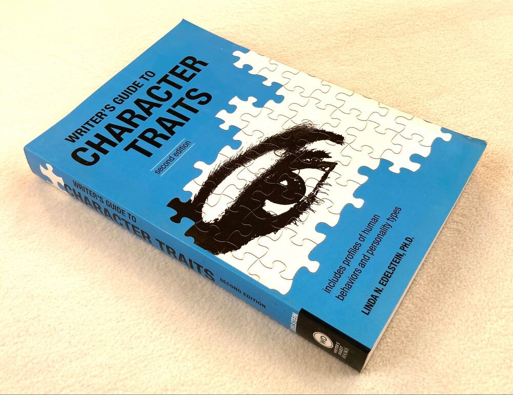 Writer's Guide to Character Traits Paperback Dr. Linda Edelstein - Excellent